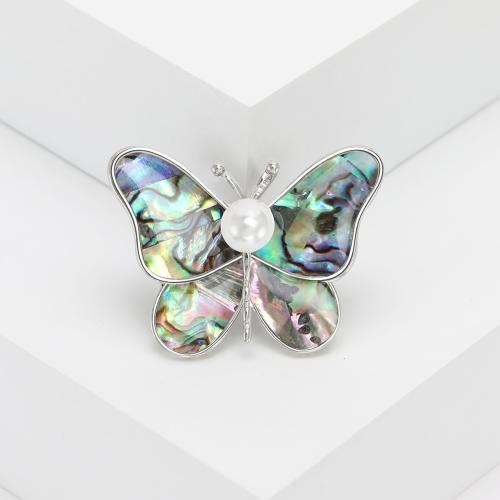 Broche de coquille, alliage de zinc, avec coquille d'ormeau & perle de plastique, papillon, Placage, pour femme, Vendu par PC