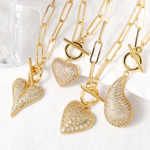 Collier en laiton cubique Zircon Micro Pave, Placage de couleur d'or, bijoux de mode & modèles différents pour le choix & pavé de micro zircon, doré, Vendu par PC