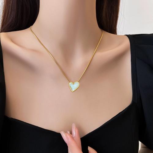 Collar de la joyería de titanio, Partículas de acero, con Nácar, Corazón, Recubrimiento iónico al vacío, para mujer, más colores para la opción, longitud:aproximado 21-50 cm, Vendido por UD