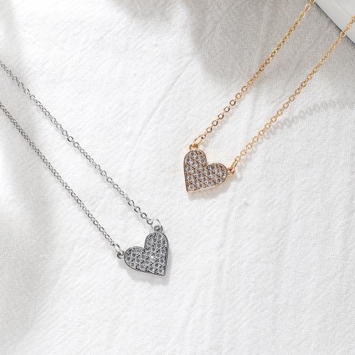 Collier en laiton cubique Zircon Micro Pave, coeur, Placage, pavé de micro zircon & pour femme, plus de couleurs à choisir, protéger l'environnement, sans nickel, plomb et cadmium cm, Vendu par PC