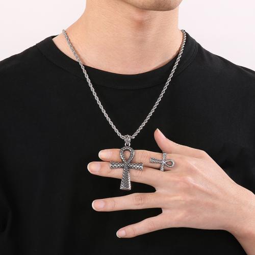 Conjuntos de joyería de acero inoxidable, acero inoxidable 304, colgante & anillo de dedo, Recubrimiento iónico al vacío, para hombre, más colores para la opción, Vendido por UD