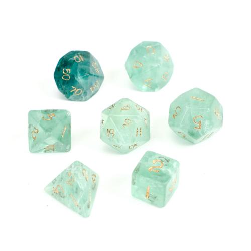 Dés pour jeux, La fluorite verte, Motif géométrique, gravé, styles différents pour le choix, Vendu par PC