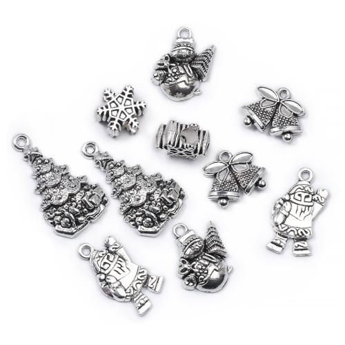 Pendentifs de Noël en alliage de zinc, Placage, Conception de Noël & DIY & styles différents pour le choix, plus de couleurs à choisir Vendu par sac