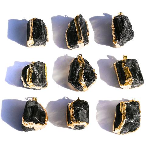 Pendentif bijoux de pierre gemme, Schorl, avec fer, Irrégulière, Placage de couleur d'or, DIY, noire mm, Vendu par PC