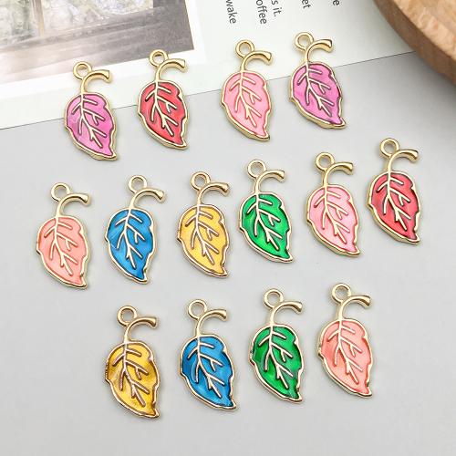 Pendentifs émail, alliage de zinc, feuille, Placage de couleur d'or, DIY, plus de couleurs à choisir Vendu par sac