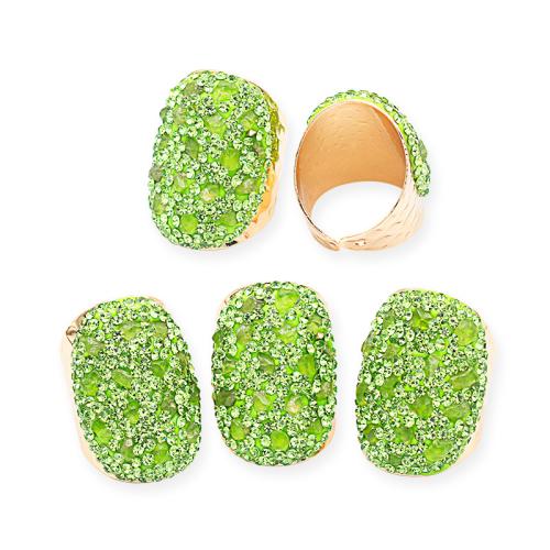 Edelstein Fingerring, Messing, mit Peridot Stein, goldfarben plattiert, für Frau & mit Strass, grün, inner diameter:17~20mm, verkauft von PC