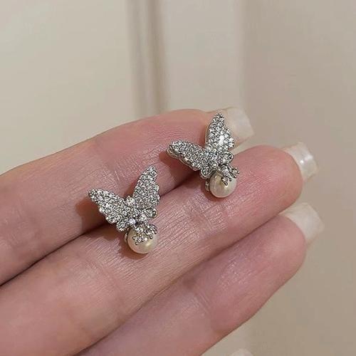 Boucles d'oreilles en laiton zircon cubique pavent, avec perle de plastique, papillon, Placage, bijoux de mode & pavé de micro zircon & pour femme, Vendu par paire