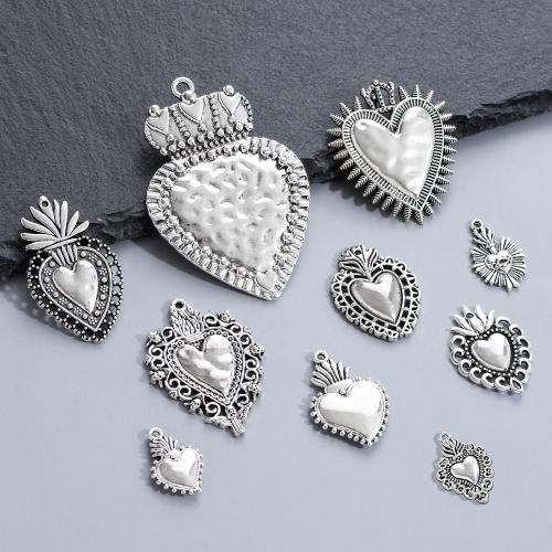 Colgantes de Aleación de Zinc en Forma de Corazón, chapado en color de plata antigua, Bricolaje & diverso tamaño para la opción, más colores para la opción, aproximado 100PCs/Bolsa, Vendido por Bolsa