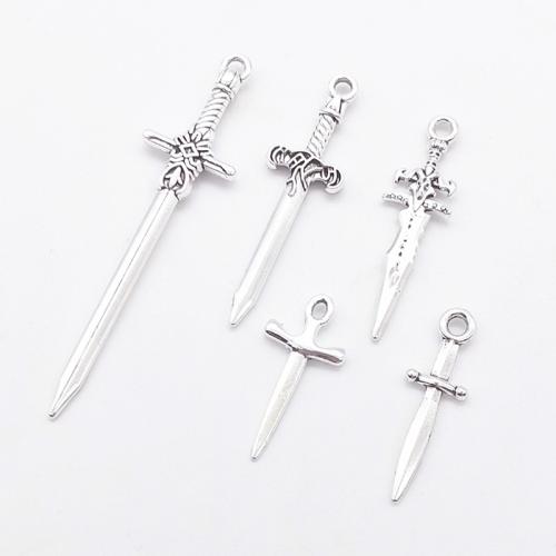 Bijoux pendentifs en Zinc alliage , alliage de zinc, épéesabre, Placage, DIY & styles différents pour le choix, Vendu par PC