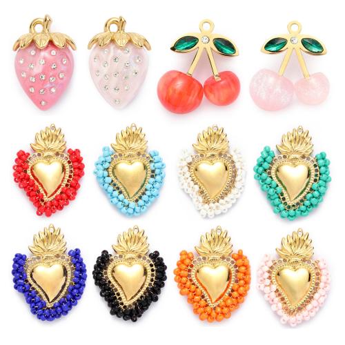Pendentifs en résine strass, Acier inoxydable 304, avec résine, Placage ionique sous vide, Forme différente pour le choix & DIY & avec strass, plus de couleurs à choisir Vendu par sac