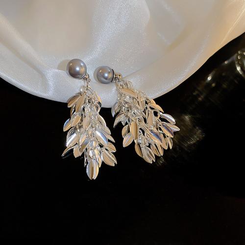 Zinc Alloy Drop Earring, Leaf, plated, fashion jewelry & for woman 