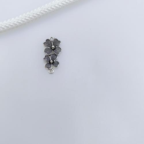 connecteur en alliage zinc de fleur, alliage de zinc, Plaqué de couleur d'argent, DIY & boucle de 1/1 Environ Vendu par sac
