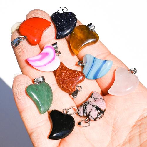 Pendentif bijoux de pierre gemme, avec fer, coeur, DIY & différents matériaux pour le choix, plus de couleurs à choisir Vendu par PC