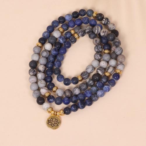 Collier de bijoux bouddhiste, sodalite, avec Pierre en soie noire & alliage de zinc, Plat rond, Placage de couleur d'or, bijoux de mode & unisexe, couleurs mélangées Vendu par brin