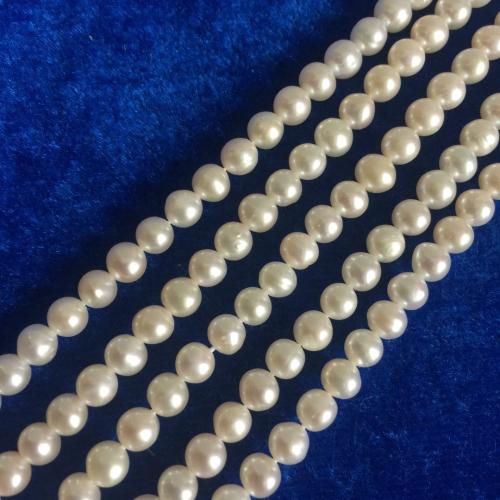 Naturel d'eau douce perles, perle d'eau douce cultivée, Légèrement rond, DIY, blanc, About：4-5mm, Vendu par brin