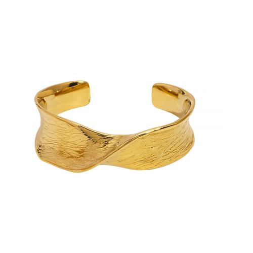 Bague en acier inoxydable, Acier inoxydable 304, Placage de couleur d'or, bijoux de mode & modèles différents pour le choix & pavé de micro zircon, doré, Vendu par PC