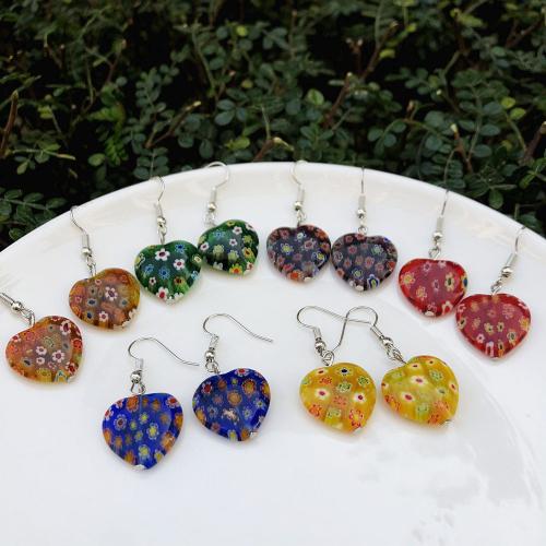 Boucle d'oreille goutte en verre coloré, chalumeau, coeur, pour femme, plus de couleurs à choisir, 18mm, Vendu par paire