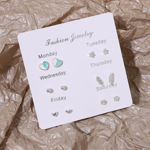 alliage de zinc Stud Set, avec perle de plastique, Placage, styles différents pour le choix & pour femme & avec strass, earring length 3-20mm, Vendu par fixé