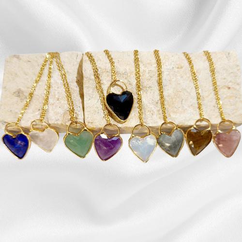 Colliers de pierres précieuses, alliage de zinc, avec Pierre naturelle, coeur, Placage de couleur d'or, bijoux de mode & différents matériaux pour le choix, plus de couleurs à choisir, Vendu par PC