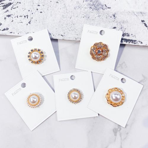 Zinc Alloy Brooch, with Plastic Pearl, plated, with magnetic & for woman & with rhinestone, brooch length 17-21mm 