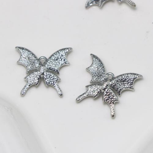 Pendentifs de stras en alliage Zinc, alliage de zinc, papillon, Placage de couleur argentée, DIY & avec strass, plus de couleurs à choisir, 5mm, Vendu par PC