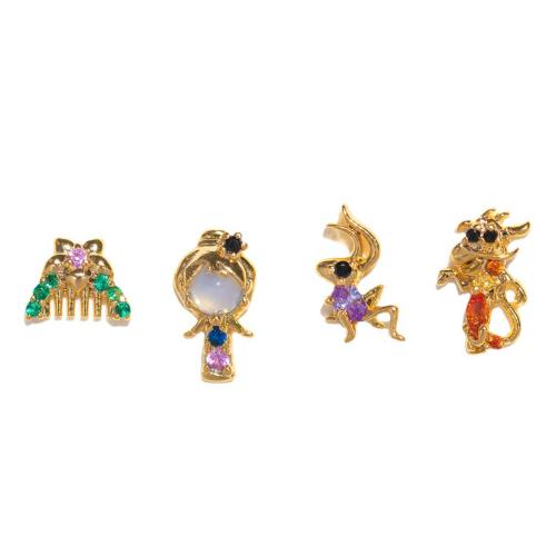 laiton Stud Set, Placage de couleur d'or, pavé de micro zircon & pour femme, earring length 5-10mm, Vendu par fixé