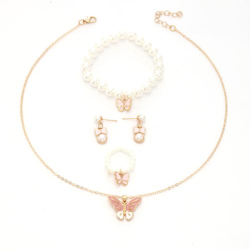 alliage de zinc parure de bijoux, bague, anneau & Bracelet & boucle d'oreille & collier, avec perle de plastique, papillon, Placage de couleur d'or, 4 pièces & pour femme & émail, plus de couleurs à choisir, necklace length 18.9inch, bracelet 7inch .5-7, Vendu par fixé
