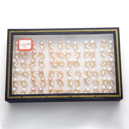 Freshwater Pearl Stud Earring, with Alloy, gold color plated, fashion jewelry 