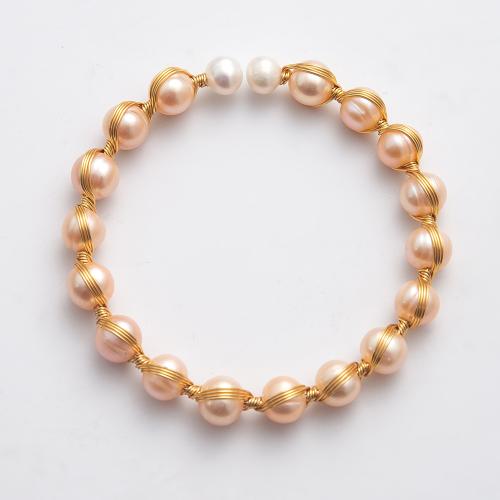 perle d'eau douce cultivée bracelet manchette, avec Alliage, Rond, Placage de couleur d'or, bijoux de mode, rose, Diamètre inté Environ 60mm, Vendu par PC[