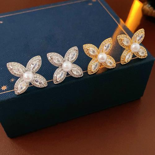 Messing Ohrstecker, mit Kunststoff Perlen, Blume, plattiert, Micro pave Zirkonia & für Frau, keine, 23x23mm, verkauft von Paar