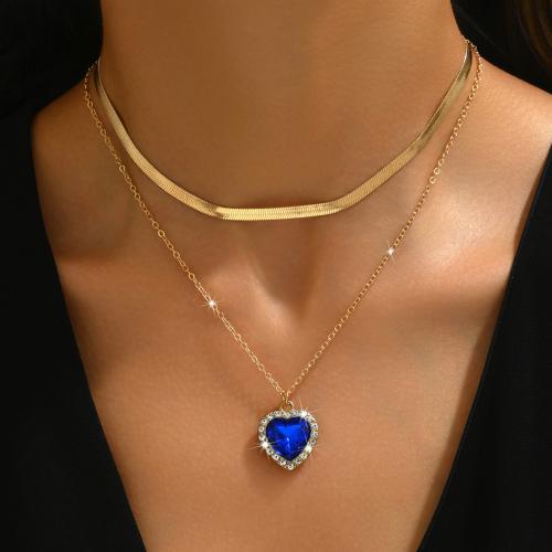 alliage de zinc collier, avec verre, coeur, Placage de couleur d'or, Double couche & pour femme & avec strass, plus de couleurs à choisir, Vendu par PC