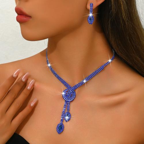 laiton parure de bijoux, boucle d'oreille & collier, Placage, 2 pièces & pavé de micro zircon & pour femme, plus de couleurs à choisir, Vendu par fixé