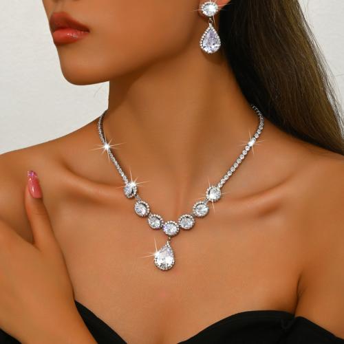 laiton parure de bijoux, boucle d'oreille & collier, larme, Placage, 2 pièces & pavé de micro zircon & pour femme, plus de couleurs à choisir, Vendu par fixé