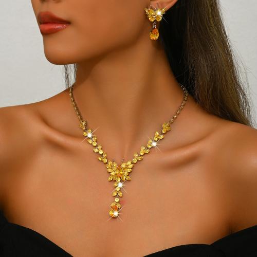 laiton parure de bijoux, boucle d'oreille & collier, Placage, 2 pièces & pavé de micro zircon & pour femme, plus de couleurs à choisir, Vendu par fixé