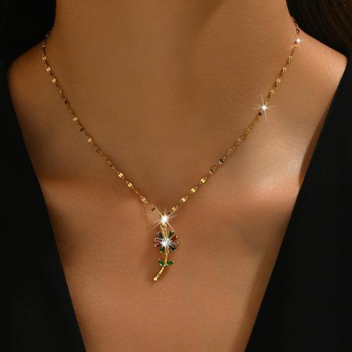 laiton collier, avec Acier titane, avec 2.4inch chaînes de rallonge, fleur, Placage, styles différents pour le choix & pavé de micro zircon & pour femme Environ 15.4 pouce, Vendu par PC
