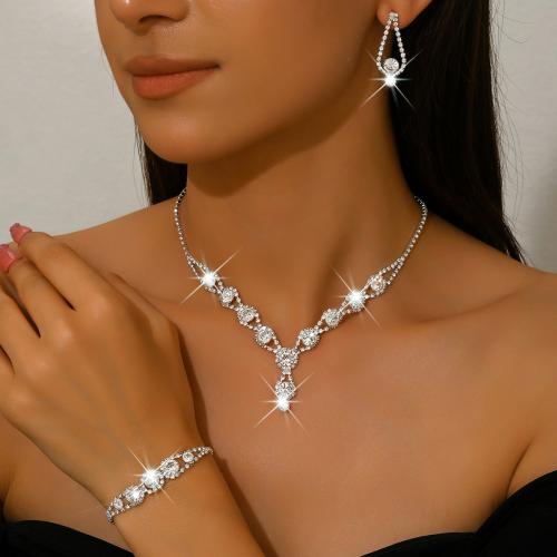 laiton parure de bijoux, Bracelet & boucle d'oreille & collier, Placage, trois pièces & pour femme & avec strass, plus de couleurs à choisir, Vendu par fixé