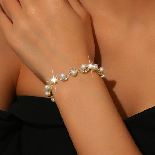 laiton bracelet, avec perle de plastique, avec 2.4inch chaînes de rallonge, Placage, pour femme & avec strass, plus de couleurs à choisir Environ 6.7 pouce, Vendu par PC