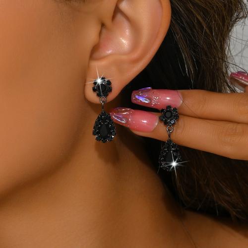 metal Pendientes con Colgantes, Gota, chapado, para mujer & con diamantes de imitación, más colores para la opción, Vendido por Par[