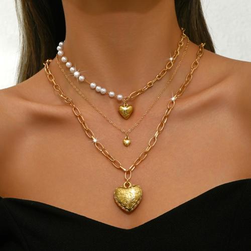 alliage de zinc collier, avec perle de plastique, coeur, Placage de couleur d'or, multicouche & pour femme, Vendu par PC