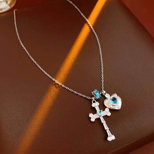 laiton collier, avec 3inch chaînes de rallonge, croix, Placage de couleur argentée, pavé de micro zircon & pour femme Environ 15.7 pouce, Vendu par PC