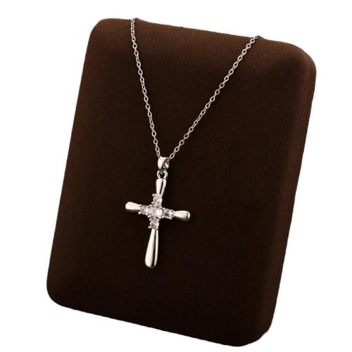 Collier de bijoux de titane, Acier titane, Placage, bijoux de mode & pavé de micro zircon & pour femme, plus de couleurs à choisir Environ 41 cm, Vendu par PC