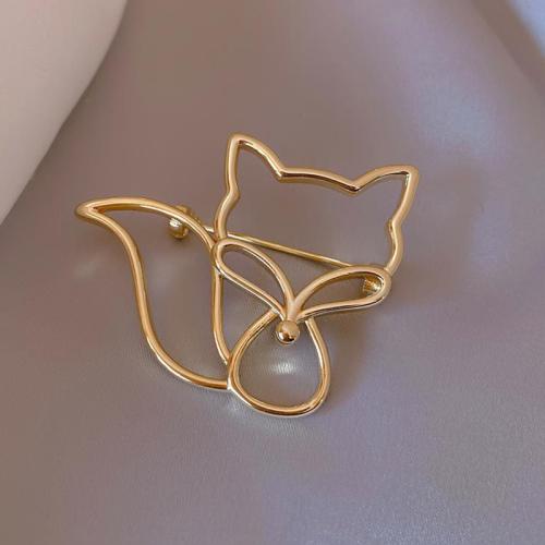 Zinc Alloy Brooch, Fox, gold color plated, for woman & hollow 