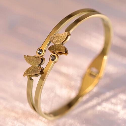 チタン鋼 ブレスレット, 蝶, ゴールドメッキ, 女性用 & ライン石のある, 内径:約 60mm, 売り手 パソコン