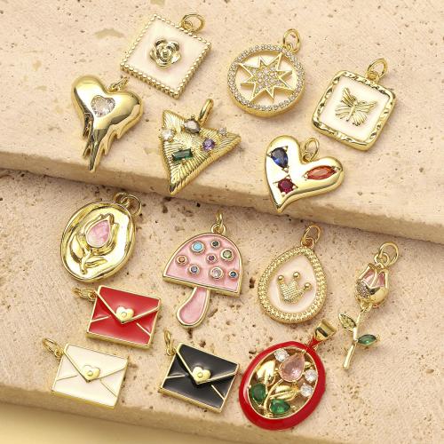 laiton Pendentif, coeur, Placage, DIY & pavé de micro zircon & émail, plus de couleurs à choisir, protéger l'environnement, sans nickel, plomb et cadmium Vendu par sac
