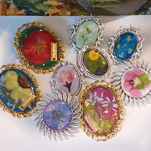 Zinc Alloy Brooch, with Dried Flower, fashion jewelry & for woman & epoxy gel 