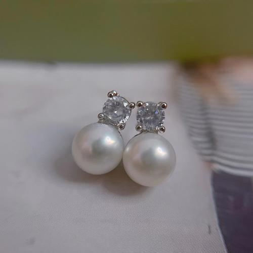 Boucle d'oreille de perles d'eau douce , perle d'eau douce cultivée, avec alliage de zinc, Rond, Placage, bijoux de mode & pavé de micro zircon, blanc Vendu par paire
