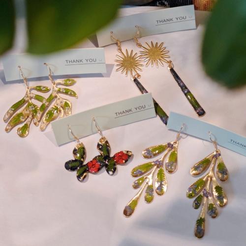 Латунь Сережка, с Сухих цветов, ювелирные изделия моды & Женский & Эпоксидная стикер, продается Пара