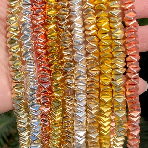hématite non magnétique goutte, triangle, Placage galvanique, DIY, plus de couleurs à choisir Environ Vendu par brin