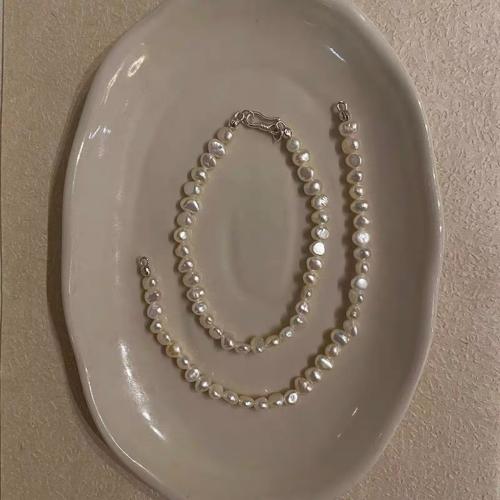 Pearl Sterling Silver Bracelets, Freshwater Pearl, with 925 Sterling Silver & Tiger Tail Wire, Baroque, gold color plated, fashion jewelry, white 