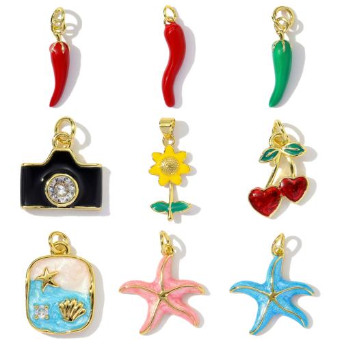 Cubique Pendentif en laiton zircon pavent, Placage, DIY & pavé de micro zircon & émail, plus de couleurs à choisir Vendu par sac